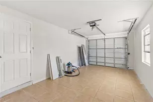 2070 Carpetgreen St, Port Charlotte, FL 33948 - Photo 35