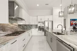 4711 Cedron court, Sarasota, FL 34240 - Photo 3