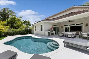 4013 Red Rock Ln, Sarasota, FL 34231 - Photo 3