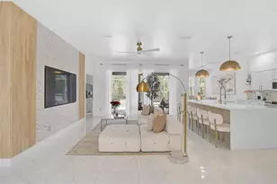 4146 Westbourne Cir, Sarasota, FL 34238 - Photo 5