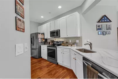 2064 Batello Drive, Venice, FL 34292 - Photo 11