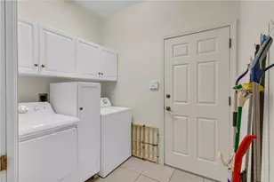 2064 Batello Dr, Venice, FL 34292 - Photo 7