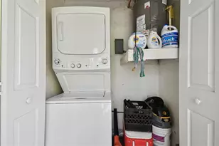 3718 59th Ave W, Bradenton, FL 34210 - Photo 25