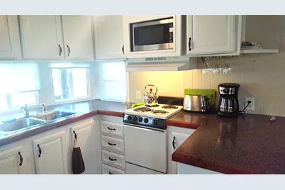 3300 26th Avenue E #196, Bradenton, FL 34208 - Photo 9