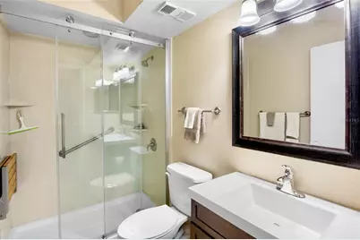 4632 Ringwood Meadow #28, Sarasota, FL 34235 - Photo 15