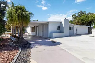 108 Martin Dr NE, Port Charlotte, FL 33952 - Photo 7