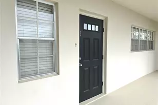 7461 W Country Club Dr N, Sarasota, FL 34243 - Photo 1