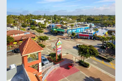 8555 Heron Lagoon Circle, Sarasota, FL 34242 - Photo 35
