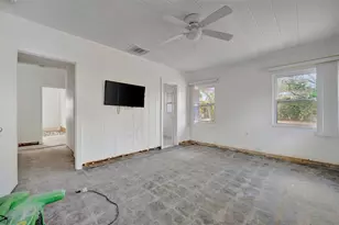 8555 Heron Lagoon Cir, Sarasota, FL 34242 - Photo 29