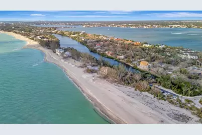 8555 Heron Lagoon Circle, Sarasota, FL 34242 - Photo 35