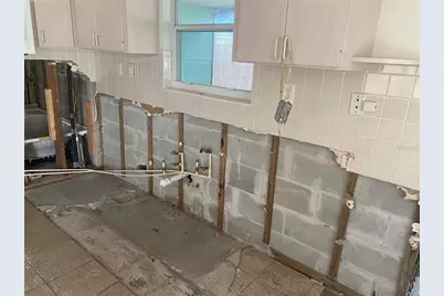 109 Colonia Lane W, Nokomis, FL 34275 - Photo 11