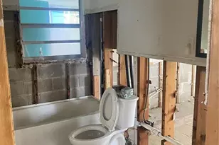 109 Colonia Ln W, Nokomis, FL 34275 - Photo 17