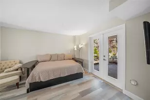 1256 Riegels Landing Dr, Sarasota, FL 34242 - Photo 23