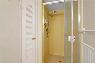 320 25th St W, Bradenton, FL 34205 - Photo 29