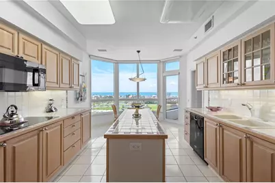 545 Sanctuary Drive #B806, Longboat Key, FL 34228 - Photo 13