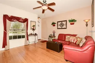 7685 Plantation Cir, University Park, FL 34201 - Photo 3