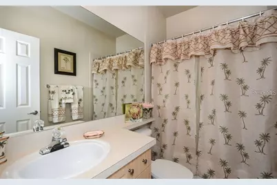 7685 Plantation Circle #B, University Park, FL 34201 - Photo 17