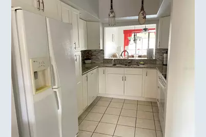 4325 46th Avenue W #202, Bradenton, FL 34210 - Photo 13