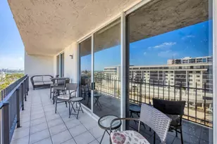 1212 Benjamin Franklin Dr, Sarasota, FL 34236 - Photo 27