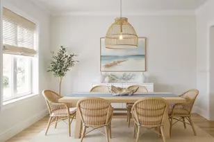 2563 Loma Linda St, Sarasota, FL 34239 - Photo 3