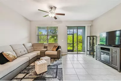 633 Royal Empress Drive, Ruskin, FL 33570 - Photo 9