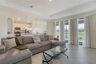 15332 Serene Shores Loop St, Bradenton, FL 34211 - Photo 13