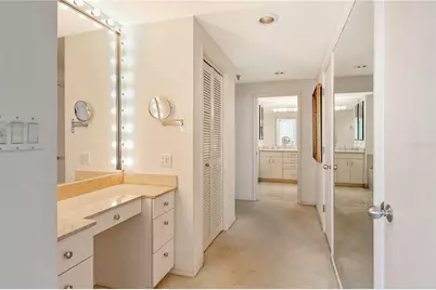 1211 Gulf Of Mexico Drive #704, Longboat Key, FL 34228 - Photo 15