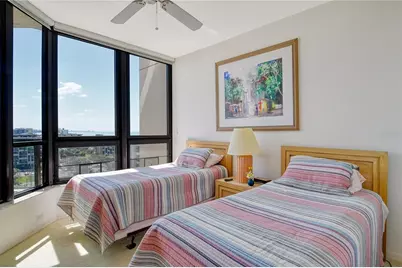 1211 Gulf Of Mexico Drive #704, Longboat Key, FL 34228 - Photo 19