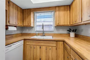 4307 Gulf Dr, Holmes Beach, FL 34217 - Photo 17