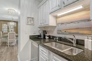 750 N Tamiami Trl, Sarasota, FL 34236 - Photo 7