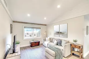 2224 Eugene St, Sarasota, FL 34231 - Photo 13