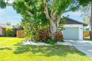 2224 Eugene St, Sarasota, FL 34231 - Photo 3