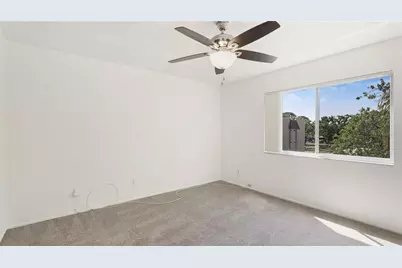 1330 Glen Oaks Drive E #374D, Sarasota, FL 34232 - Photo 13