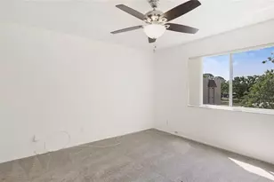 1330 Glen Oaks Dr E, Sarasota, FL 34232 - Photo 13