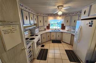 808 53rd Ave E, Bradenton, FL 34203 - Photo 9