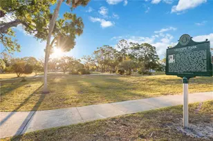 1743 8th St, Sarasota, FL 34236 - Photo 11