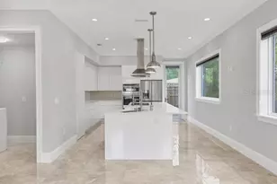 4112 Swift Rd, Sarasota, FL 34231 - Photo 9