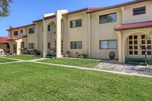 1431 57th St W, Bradenton, FL 34209 - Photo 5