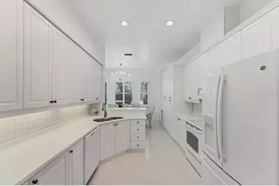 5405 46th Court W, Bradenton, FL 34210 - Photo 17