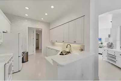 5405 46th Court W, Bradenton, FL 34210 - Photo 15