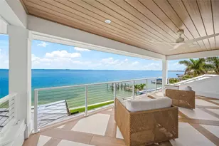 619 Key Royale Dr, Holmes Beach, FL 34217 - Photo 29