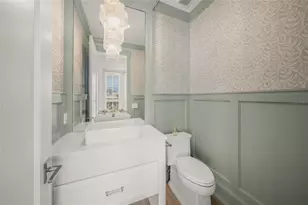 619 Key Royale Dr, Holmes Beach, FL 34217 - Photo 25