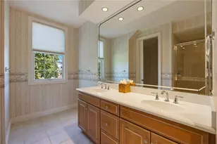 340 Osprey Point Dr, Osprey, FL 34229 - Photo 37