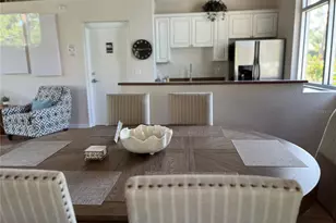 900 La Costa Cir, Sarasota, FL 34237 - Photo 35