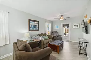 516 45th St Ct W, Palmetto, FL 34221 - Photo 11