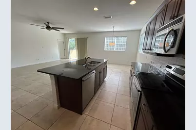 8143 Miramar Way #8143, Lakewood Ranch, FL 34202 - Photo 5
