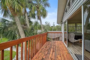 105 Island Cir, Sarasota, FL 34242 - Photo 45