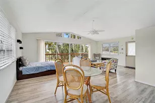 105 Island Cir, Sarasota, FL 34242 - Photo 33