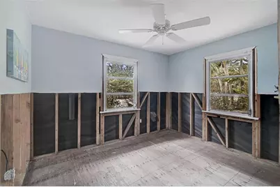 105 Island Circle, Sarasota, FL 34242 - Photo 19