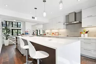 1493 Landings Lake Dr, Sarasota, FL 34231 - Photo 15